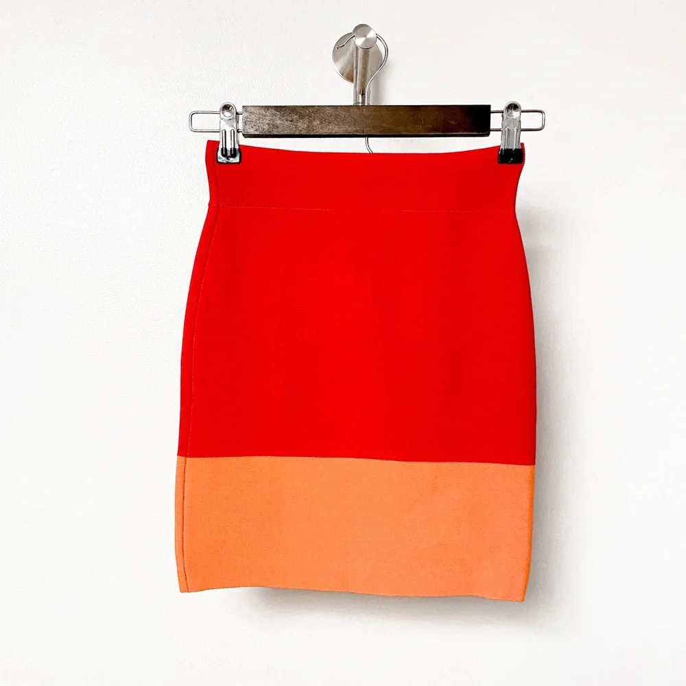 *NWT* BCBGMaxAzria Joelle Holiday NYE Chic Color Block Mini Skirt Redberry Combo